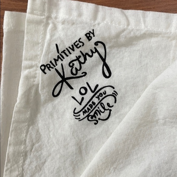 Primitives by Kathy Towel Open My Mouth & My Moth - Picture 4 of 8